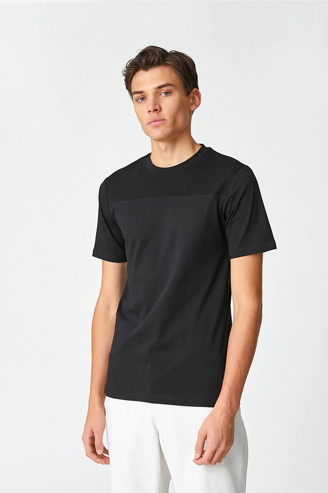 Men’s Black Detailed Crew Neck Short Sleeve Black T-Shirt