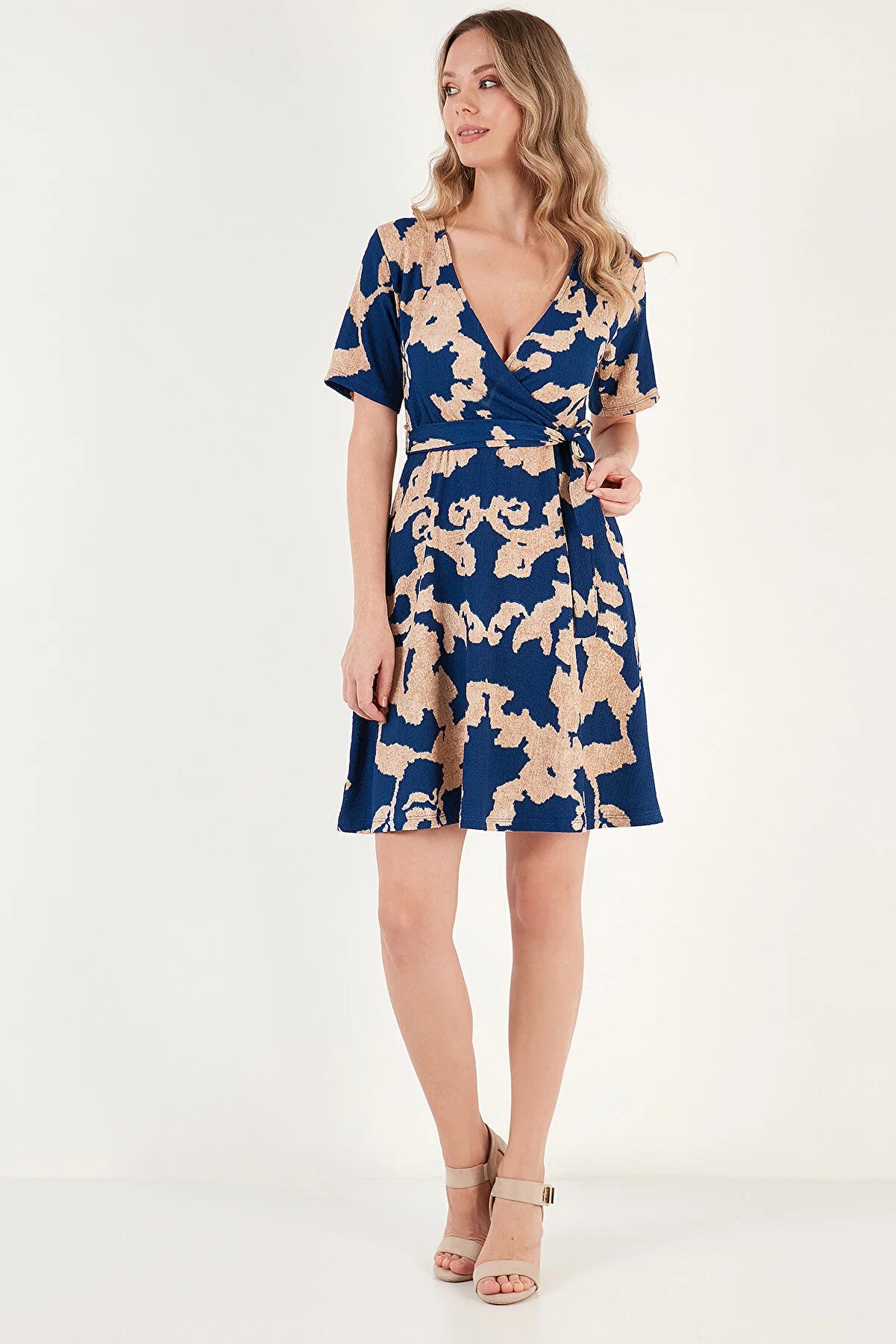 Women's Patterned Double Breasted Neck Midi Dress