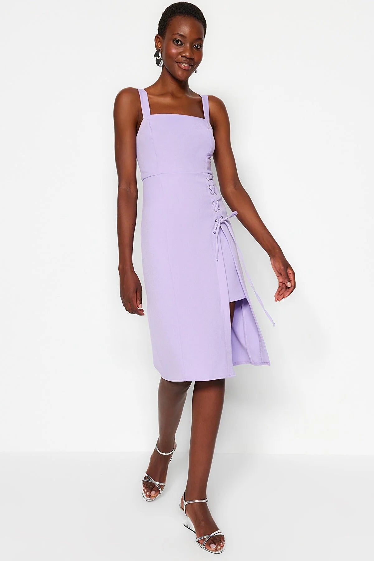 Women's Lilac Body-Hugging Detailed Slit Square Neck Midi Dress