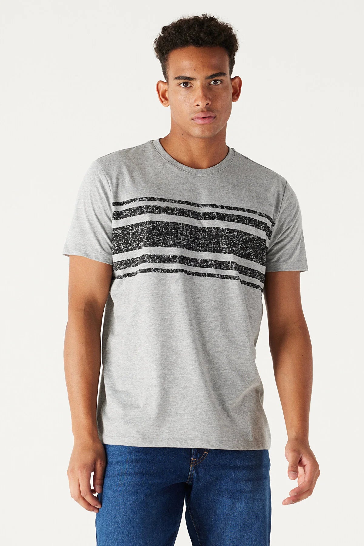 Men's Gray Slim Fit Crew-Neck 100% Cotton Printed T-Shirt