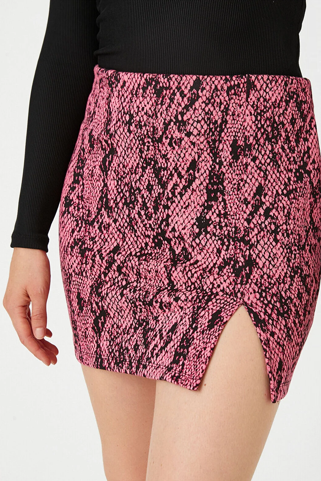 Women's Patterned Slit Mini Skirt