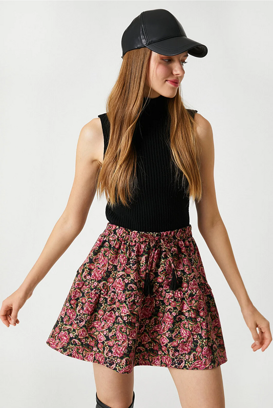 Women's Floral Tassel Detailed Mini Skirt