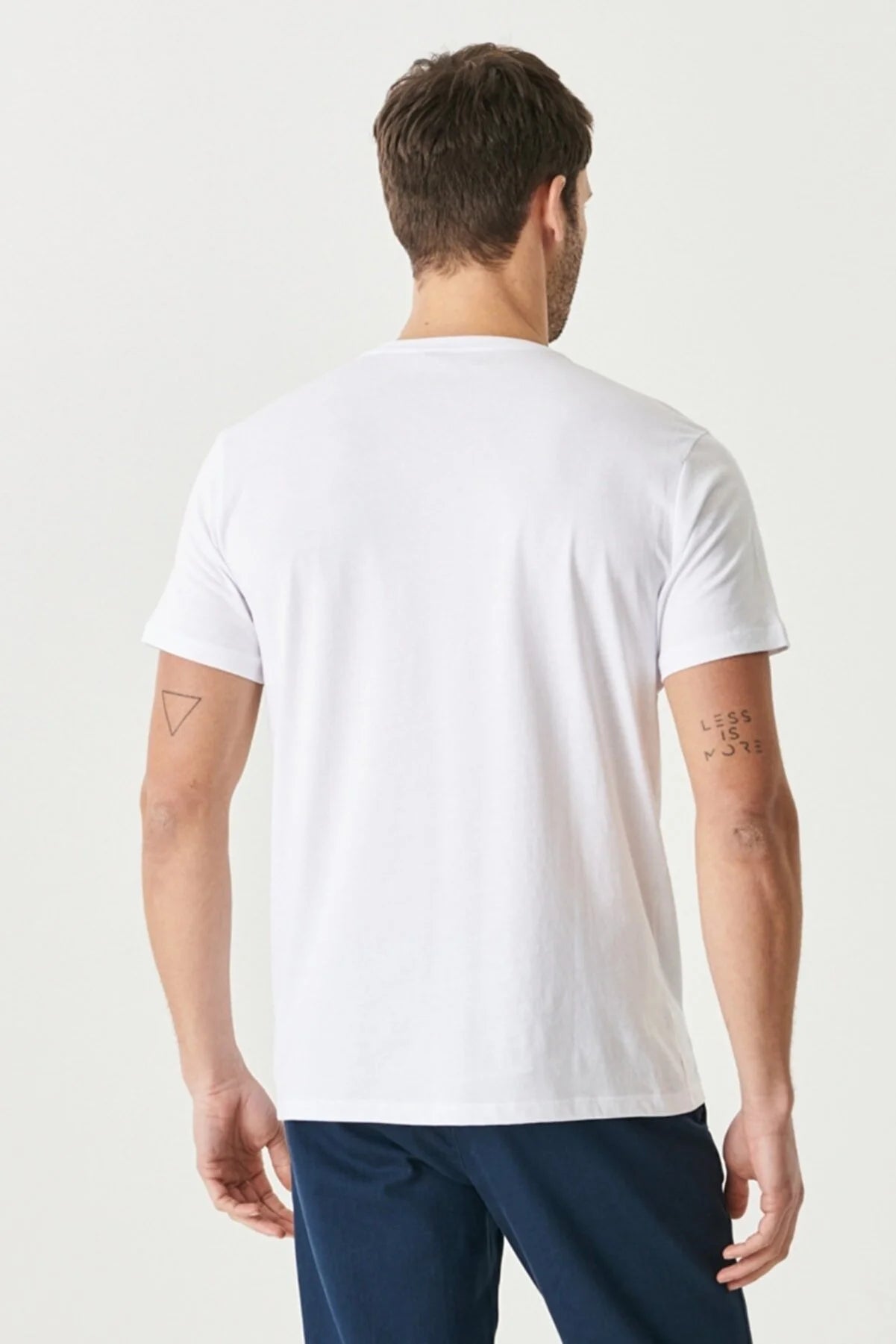 Men's White Slim Fit Crew-Neck 100% Cotton Printed T-Shirt