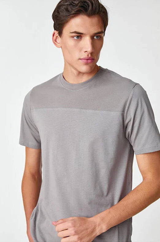 Men’s Detailed Crew Neck Short Sleeve Gray T-Shirt