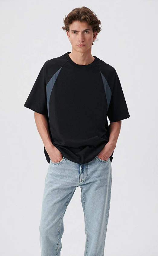 Men’s Oversize Wide Cut Black T-Shirt