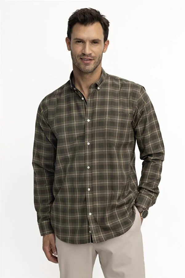 Men’s Buttoned Classic Fit Welt Collar Plaid-Pattern Shirt