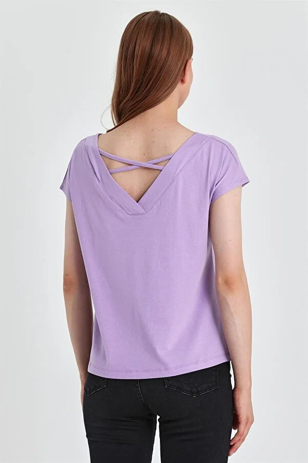 Women's Lilac V-Neck Back Detailed T-Shirt